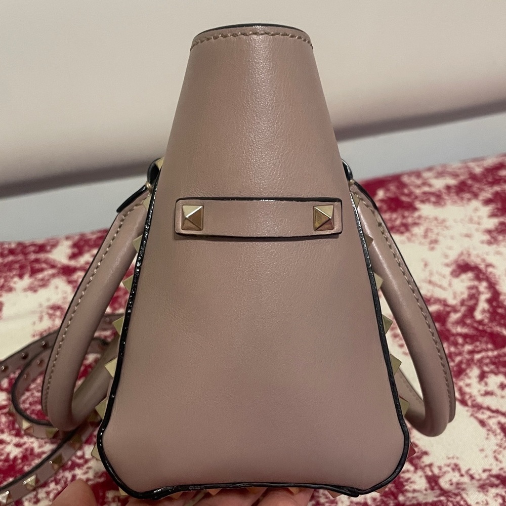 Valentino Garavani Studded Taupe Crossbody Bag - Picture 7 of 14